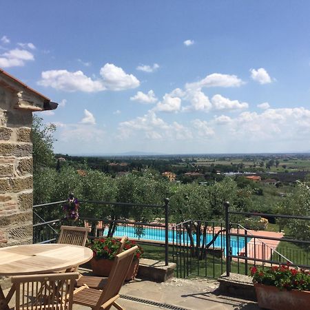 Agriturismo Borgo Tra Gli Olivi Castiglion Fiorentino Bagian luar foto