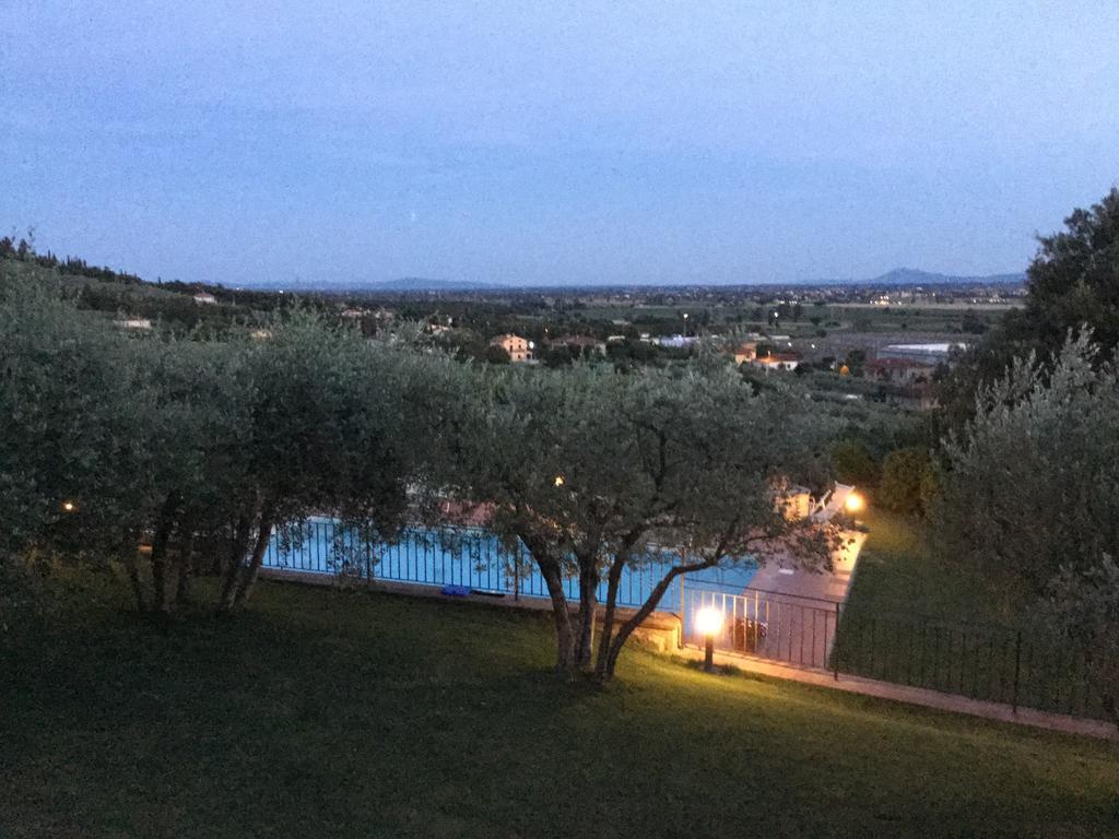 Agriturismo Borgo Tra Gli Olivi Castiglion Fiorentino Bagian luar foto