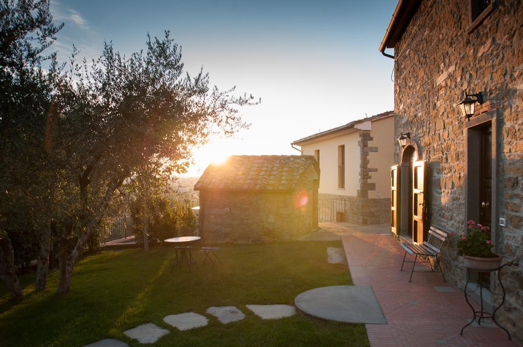 Agriturismo Borgo Tra Gli Olivi Castiglion Fiorentino Bagian luar foto