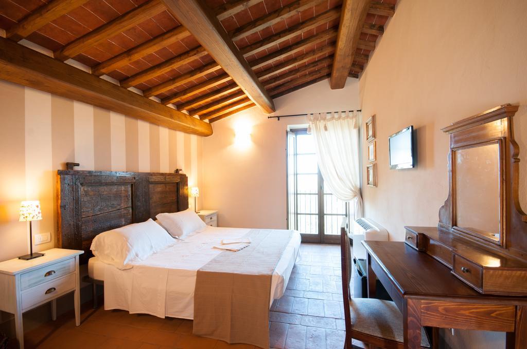Agriturismo Borgo Tra Gli Olivi Castiglion Fiorentino Bagian luar foto
