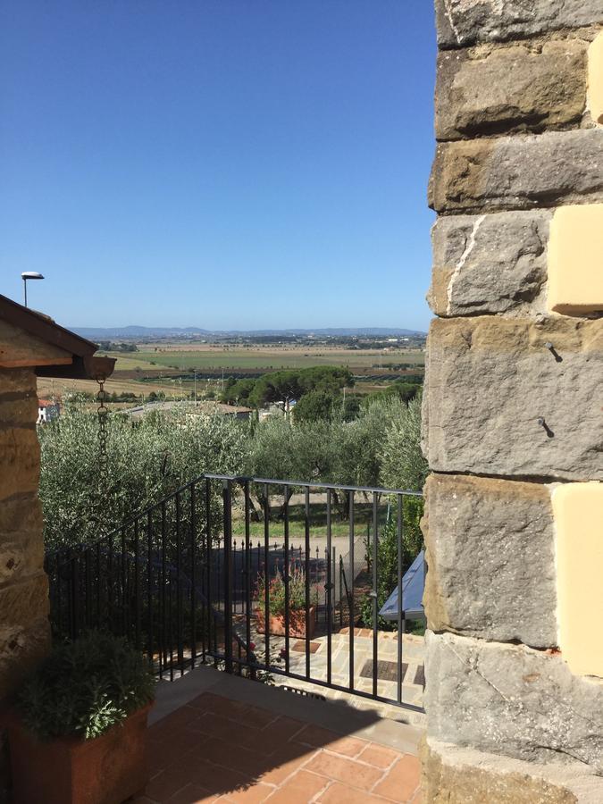 Agriturismo Borgo Tra Gli Olivi Castiglion Fiorentino Bagian luar foto